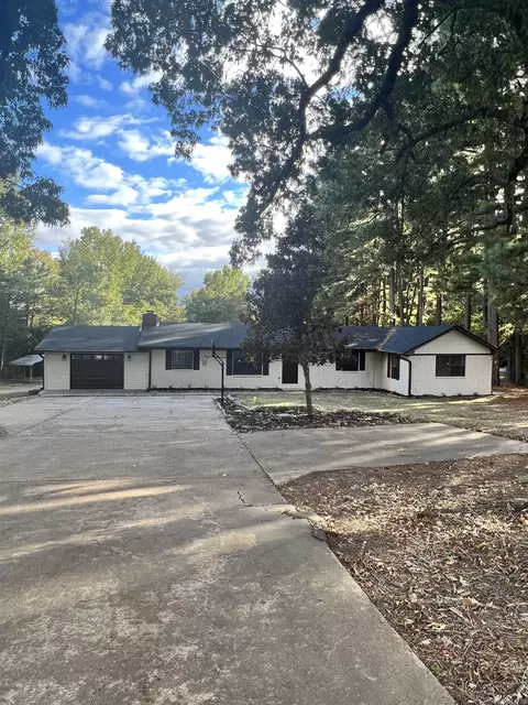 1211 Holmes Rd, Searcy, AR 72143