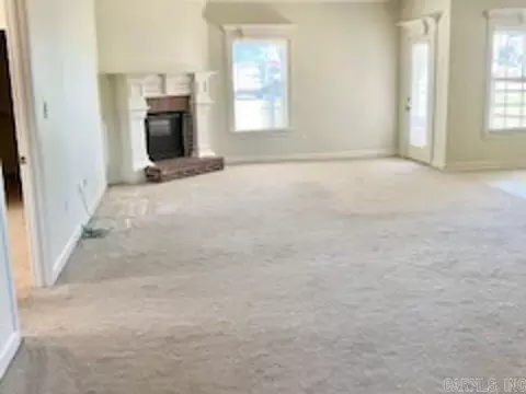 1109 E Sunset Gdns E, Bryant, AR 72022 photo 3
