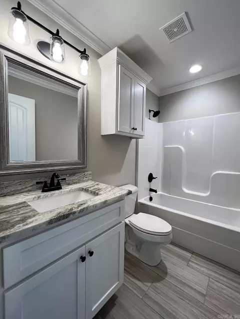 Bath - 665 Lucy Ln, Alexander, AR 72002 photo 5 of 5