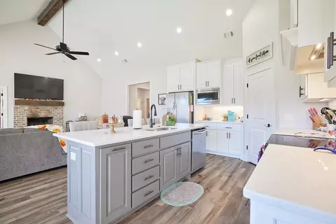 705 Dawsons Point Ave, Bryant, AR 72022 photo 11