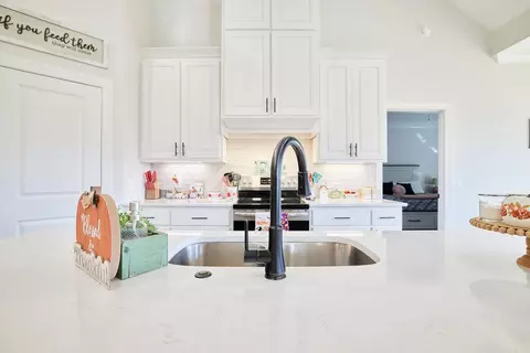 705 Dawsons Point Ave, Bryant, AR 72022 photo 13