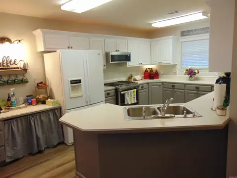 345 Dabney Ct, Conway, AR 72034 photo 4