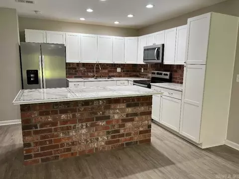 68 Appleyard Rd, Conway, AR 72032 photo 3