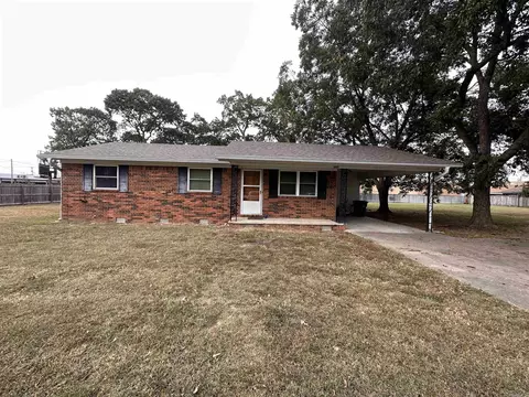 1606 W Lendell St, Beebe, AR 72012 photo 1