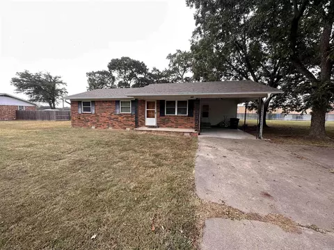 1606 W Lendell St, Beebe, AR 72012 photo 2