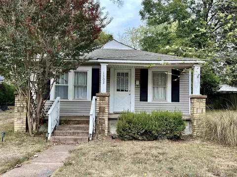1302 W Arch St, Searcy, AR 72143