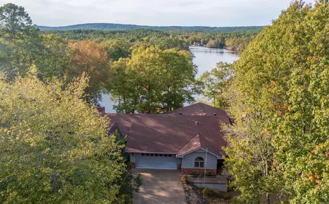 70 Majorca Dr, Hot Springs Village, AR 71909