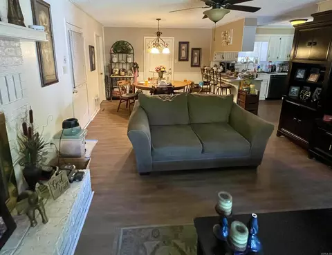 1607 Valley View Dr, Malvern, AR 72104 photo 5