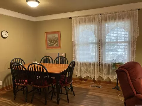 802 River St, Benton, AR 72015 photo 4