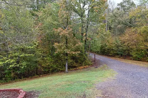 204 Circle Dr, Mount Ida, AR 71957 photo 4