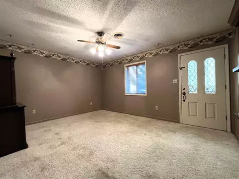 800 Whitlatch St, Trumann, AR 72472 photo 2