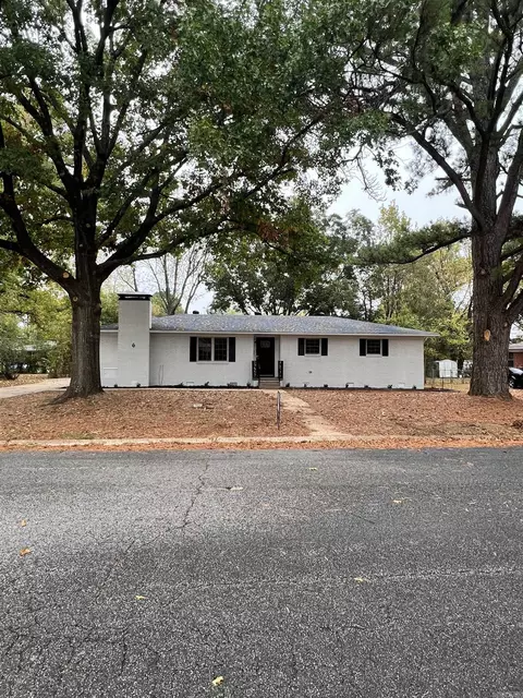 6 Marshall Dr, Searcy, AR 72143 photo 2