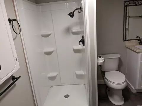 609 E 1st St, Mcrae, AR 72102 photo 5