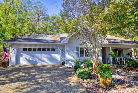 2 Playa Pl, Hot Springs Village, AR 71909