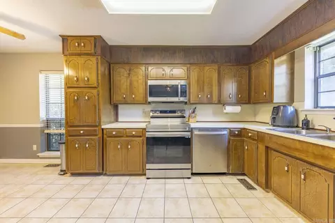 2101 Fox Trl, Benton, AR 72019 photo 9