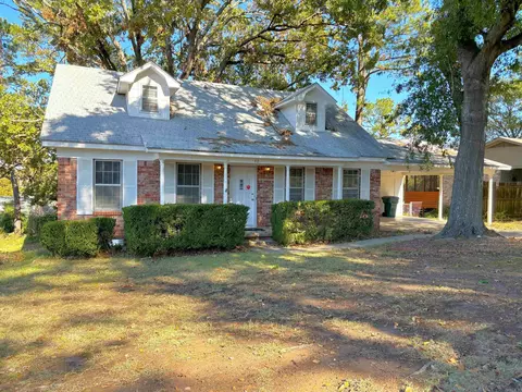 40 Brookridge Dr, Little Rock, AR 72205