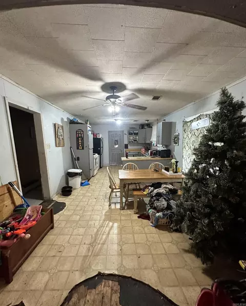 305 W Speedway St, Trumann, AR 72472 photo 2