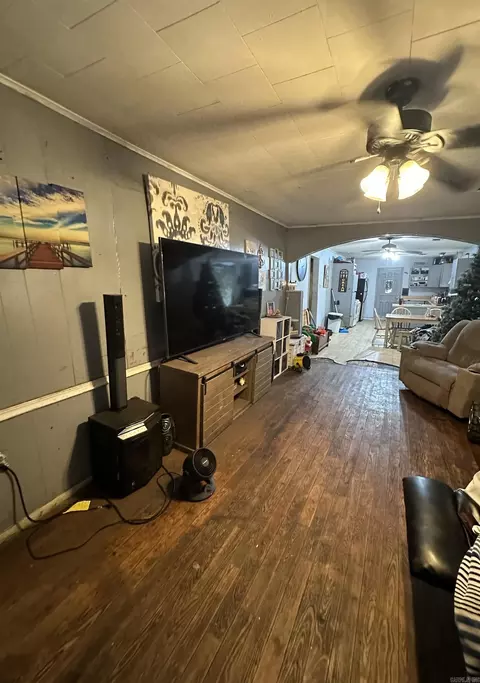 305 W Speedway St, Trumann, AR 72472 photo 3