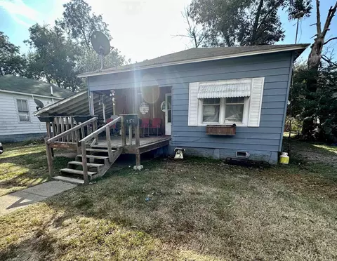 305 W Speedway St, Trumann, AR 72472 photo 1