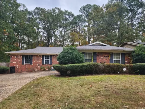 11005 Lemoncrest Ln, Little Rock, AR 72210