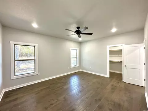 485 E Olive St, Melbourne, AR 72556 photo 9