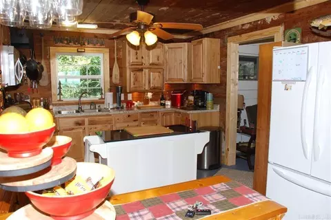808 W Hazel St, Benton, AR 72015 photo 7