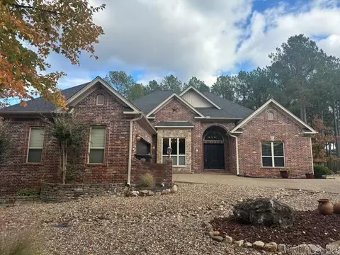8 Rocoso Dr, Hot Springs Village, AR 71909