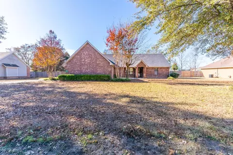204 N Willow Ave, Trumann, AR 72472 photo 2