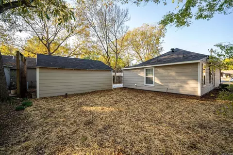 1619 Scott, Conway, AR 72032 photo 25