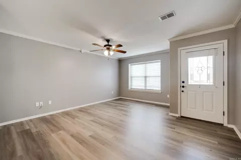 3625 Breezy Cir, Conway, AR 72032 photo 2