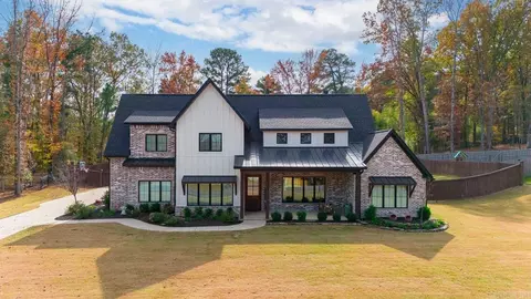 1109 Hunter Lee, Bryant, AR 72022 photo 1