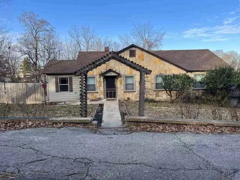 102 Olive St, Pocahontas, AR 72455