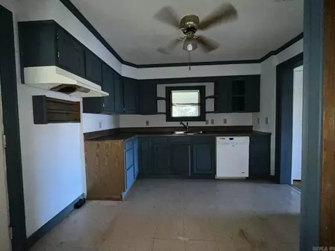 919 Roller Ave, De Queen, AR 71832 photo 6