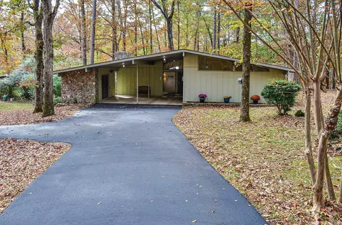 7 Valls Cir, Hot Springs Village, AR 71909