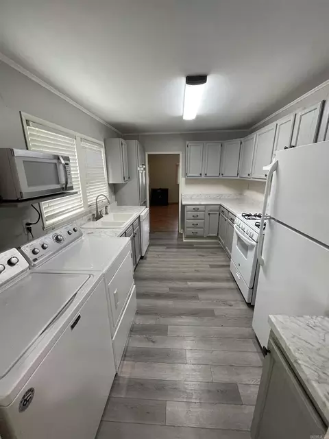 302 Broadway, Bay, AR 72411 photo 4
