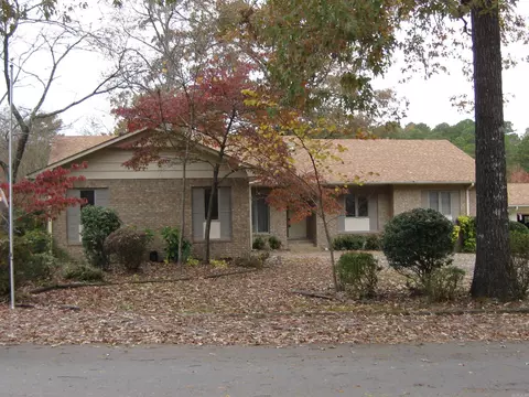 38 Durango Way, Hot Springs Village, AR 71909