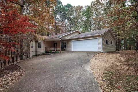 8 Suspiro Ln, Hot Springs Village, AR 71909