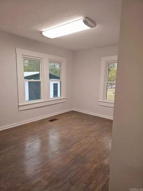 1628 E Highland, Malvern, AR 72104 photo 12