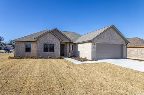 5002 Springwood Cir, Bryant, AR 72022 photo 3
