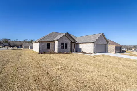 5002 Springwood Cir, Bryant, AR 72022 photo 4