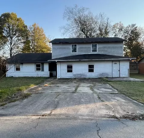 2404 W 47th Ave, Pine Bluff, AR 71603 photo 1
