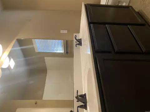 Bath - 95 Earnhardt Cir, Cabot, AR 72023 photo 5 of 6