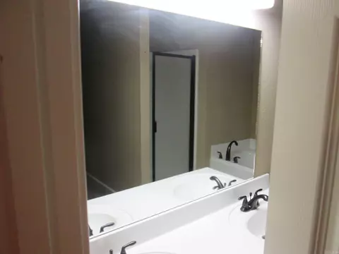 Bath - 95 Earnhardt Cir, Cabot, AR 72023 photo 1 of 6