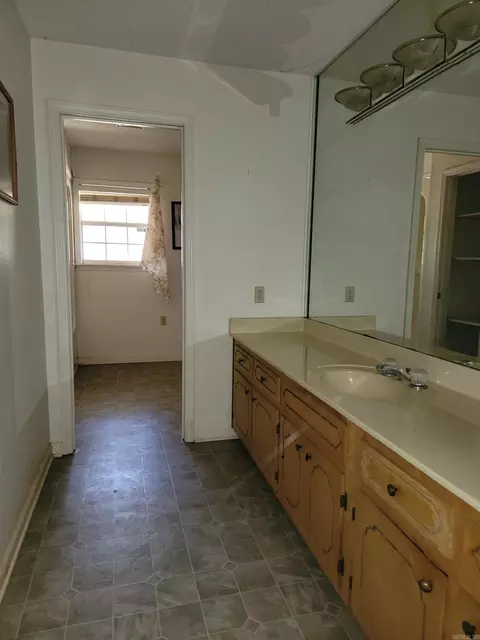 7406 7408 Olive, Pine Bluff, AR 71603 photo 5
