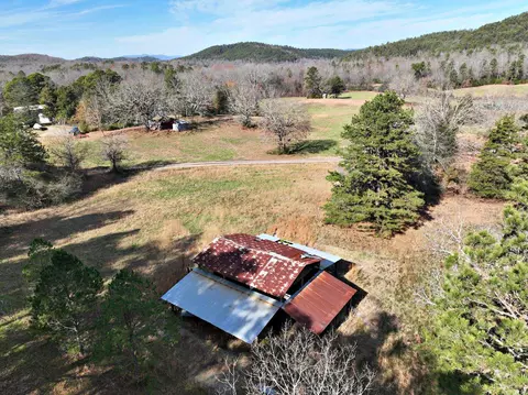 8 Acheson Lane, Mena, AR 71953