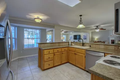 1108 Oxford Ave, Benton, AR 72019 photo 10