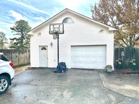 804 W 73rd Ave, Pine Bluff, AR 71603 photo 3