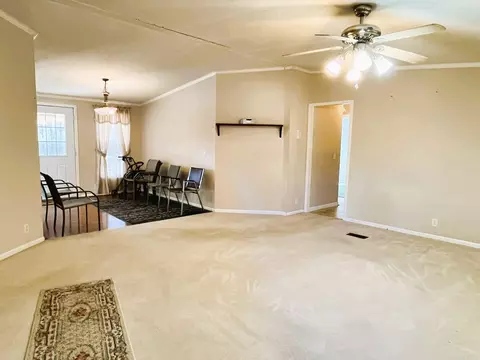 7249 Barnes Dr, Mabelvale, AR 72103 photo 3