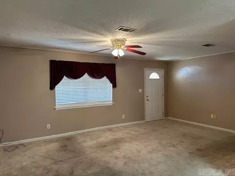 106 Willow Loop, Lonoke, AR 72086 photo 2