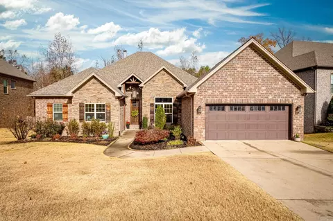 6 Flatrock Pt, Little Rock, AR 72210